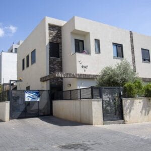 כוכב יאיר, לכיש 6